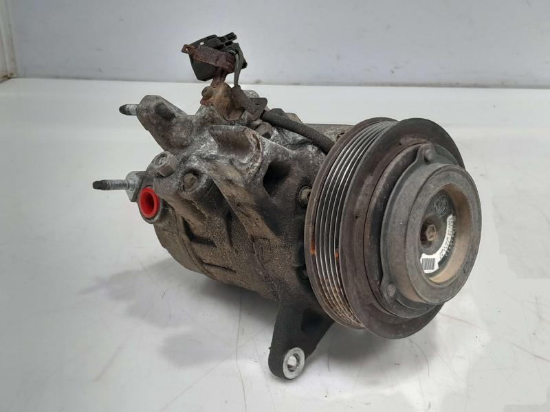 2006-2011 Cadillac DTS Buick Lucerne 4.6L AC Compressor Assembly OEM 15819953