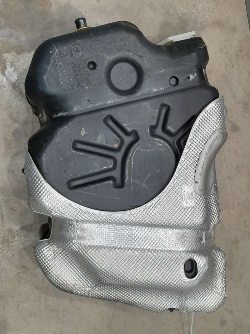2017 Buick LaCrosse Fuel Tank Assembly
