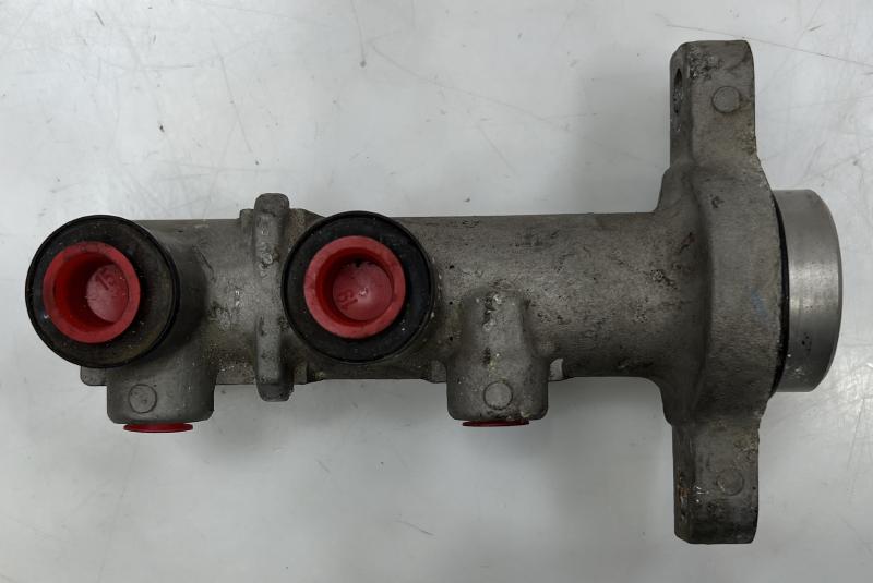 2008 Chevrolet Silverado 1500 Master Cylinder