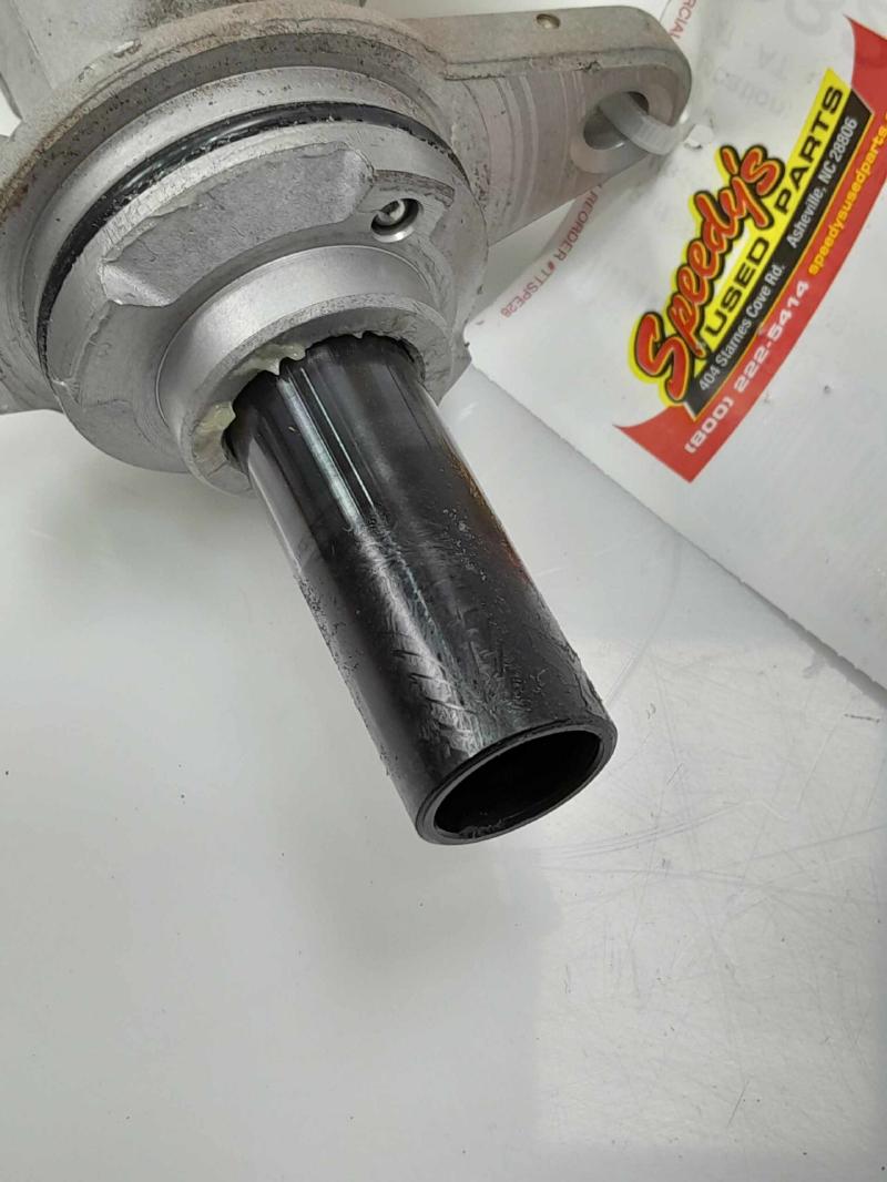 2015 Toyota Corolla Master Cylinder