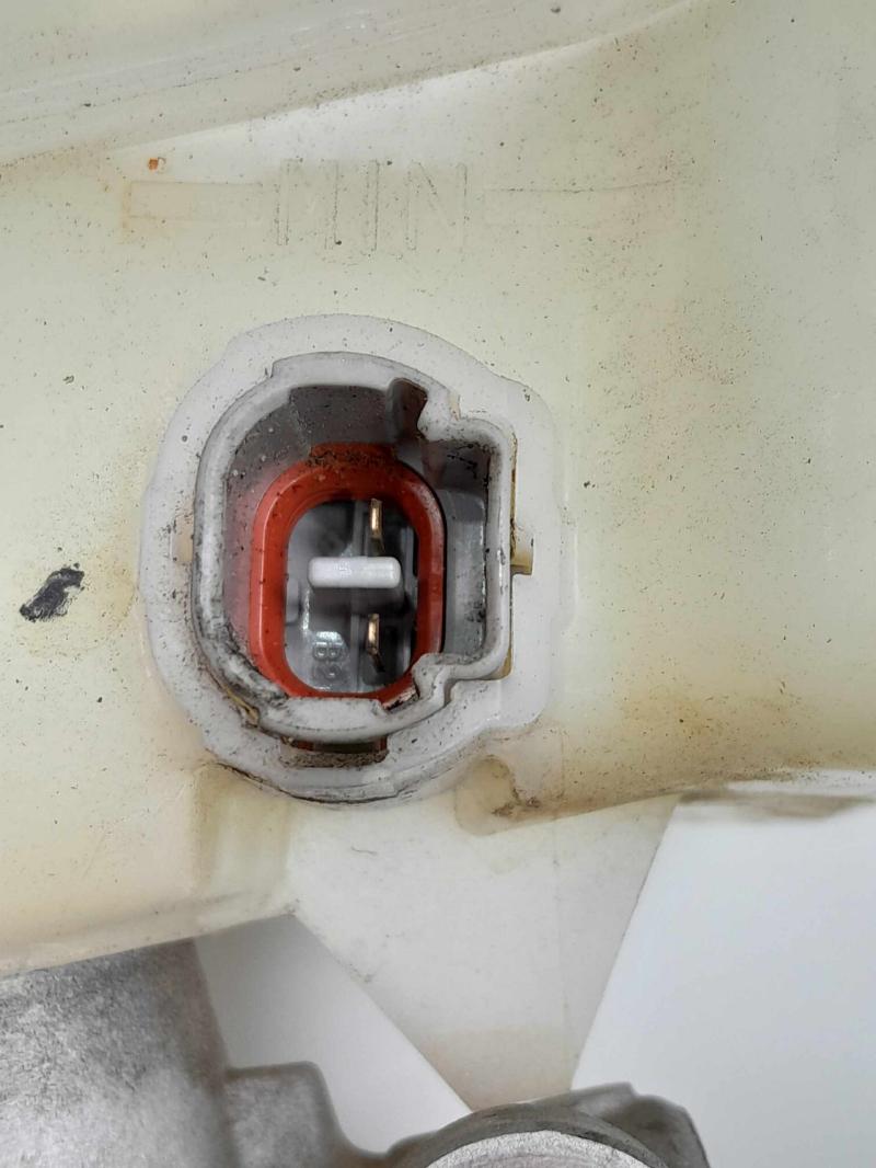 2015 Toyota Corolla Master Cylinder