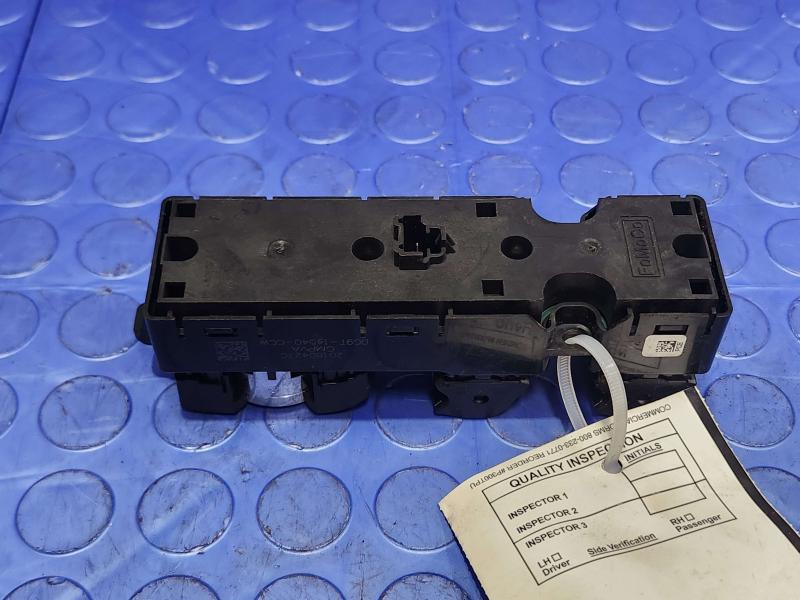 2018 Ford Expedition Door Switch Front