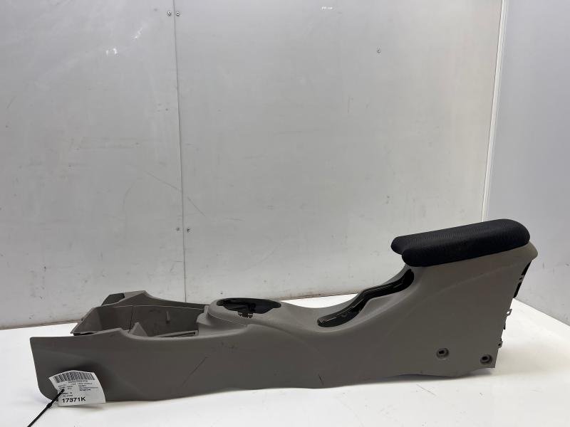 2010 Honda Insight Front Console