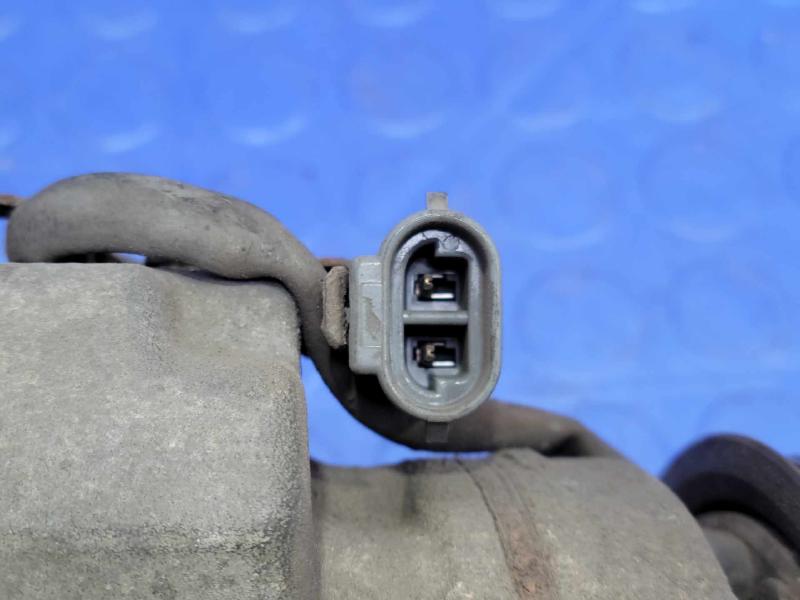 2010-2014 Cadillac Escalade AC Compressor Assembly Genuine Denso OEM 25940200