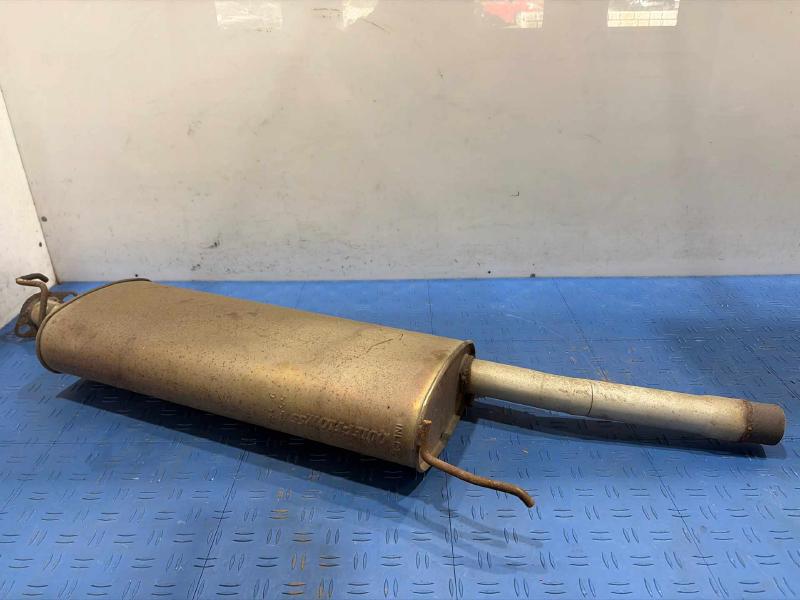 2007 Toyota RAV4 Muffler