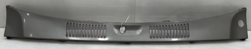1998 - 2002 Isuzu Trooper Cowl Panel Cover Grille OEM 8971770311