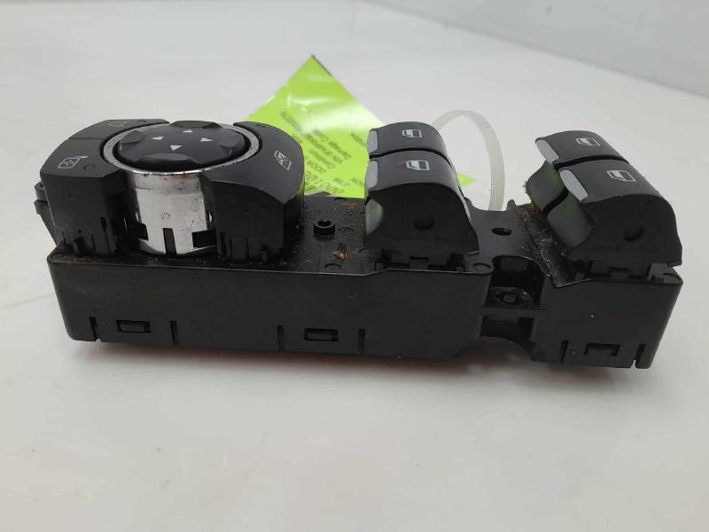 2013 Ford Fusion Door Switch Front
