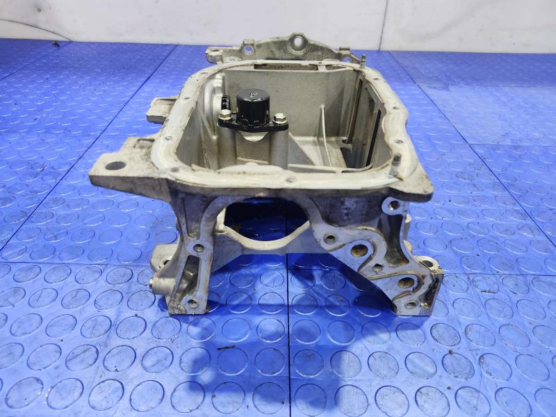 2017 Toyota Prius Oil Pan