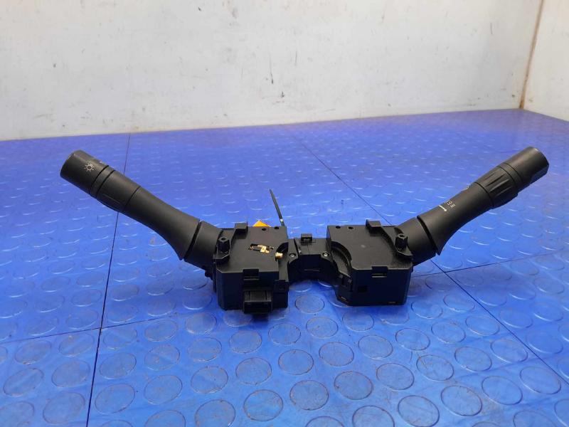 2014 Nissan Versa Combination Switch