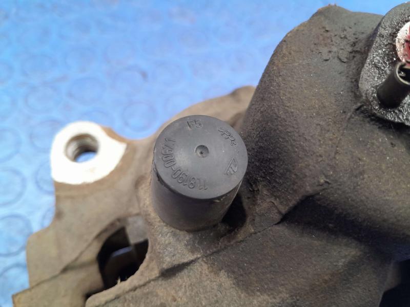 2013 Volkswagen Beetle Caliper