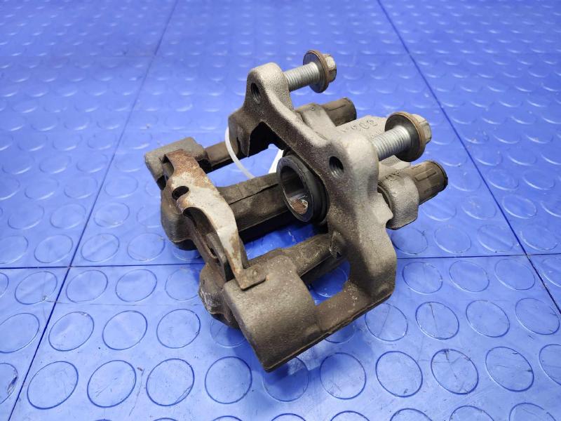 2014 BMW 228i Caliper