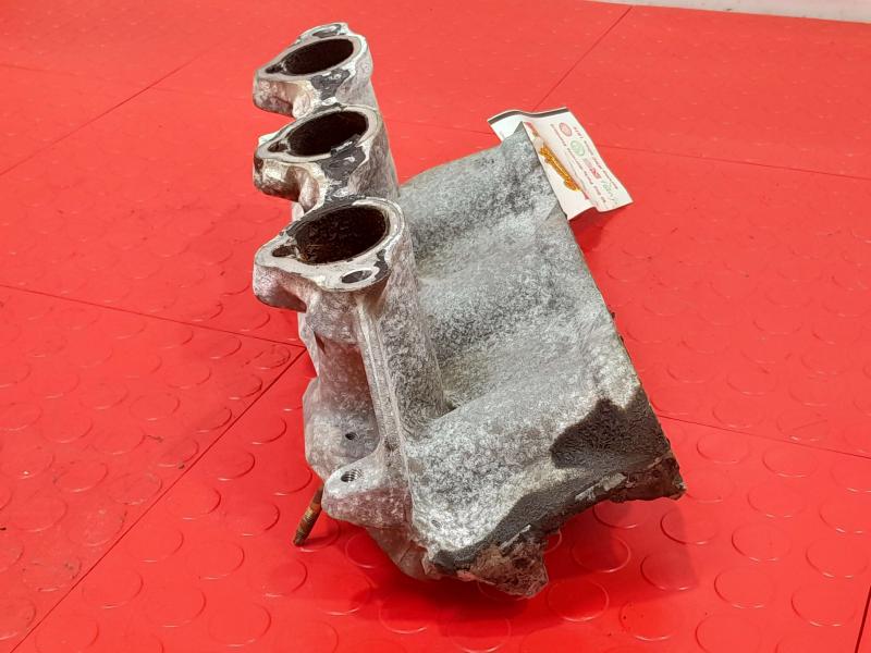 2006 Nissan Pathfinder Intake Manifold