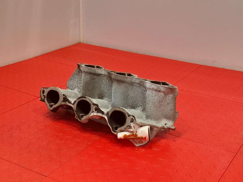 2006 Nissan Pathfinder Intake Manifold