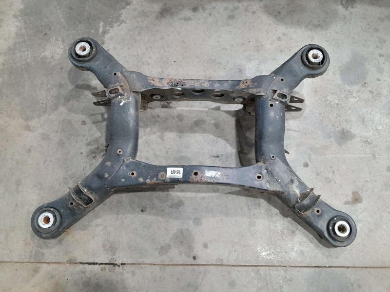 2006 - 2011 Mercedes Benz W164 ML Rear Crossmember Subframe OEM 1643500132