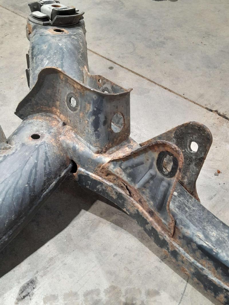 2006 - 2011 Mercedes Benz W164 ML Rear Crossmember Subframe OEM 1643500132