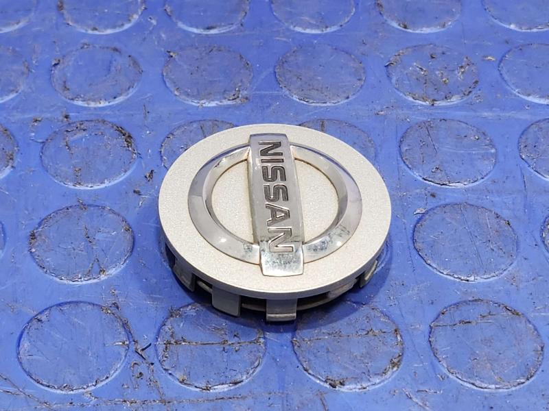 2014 Nissan Maxima Center Cap