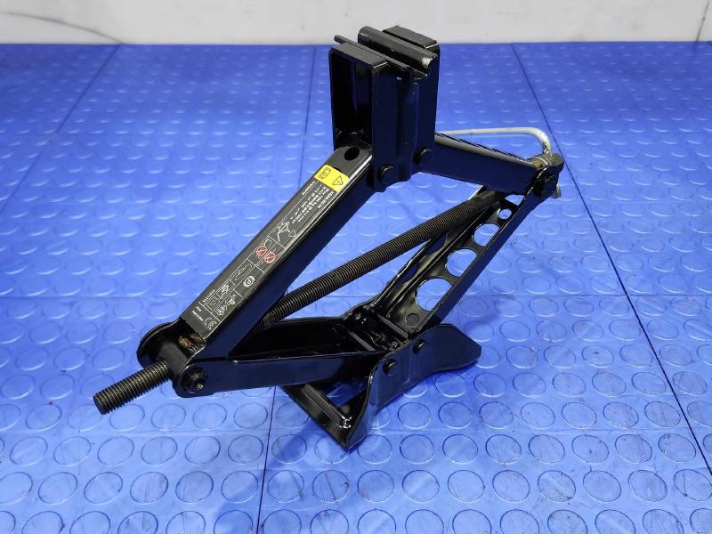 2010-2017 Volvo XC60 Spare Tire Tools Jack Kit Assembly Genuine OEM 31317715