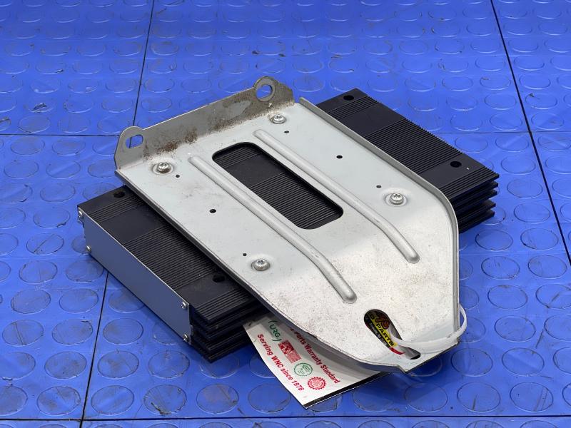 2011-2016 Dodge Durango Radio Amplifier Module Genuine OEM Part 05064533AK