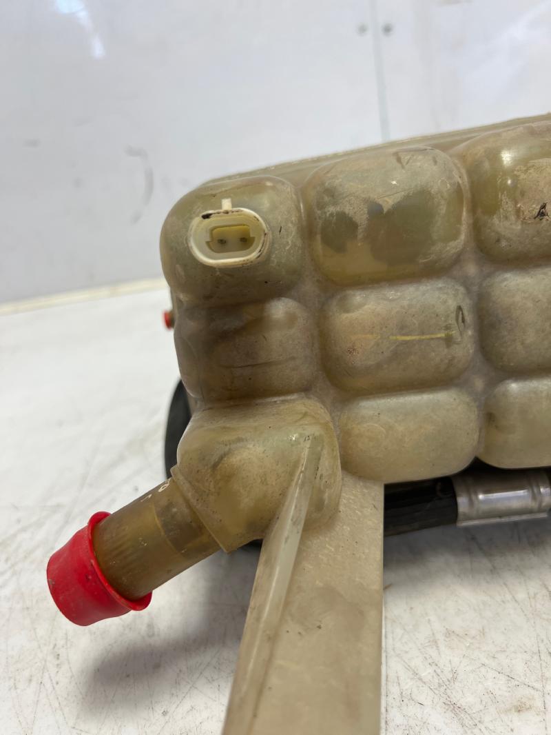 2002 GMC Sierra 2500 Coolant Recovery Bottle