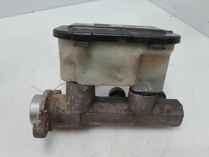 1995 Chevrolet Suburban Master Cylinder
