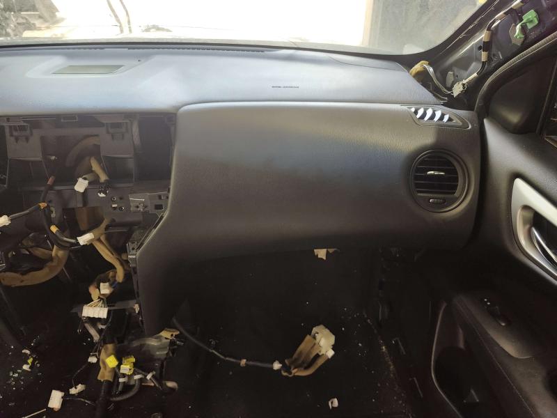 2013 Nissan Pathfinder Dash Panel