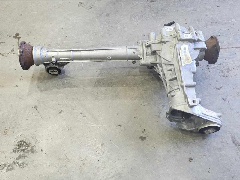2011 Volkswagen Touareg Carrier/Differential Assembly