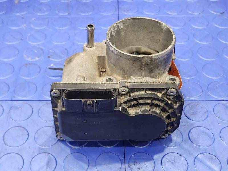 2014 Toyota Prius Throttle Body/Valve Assy