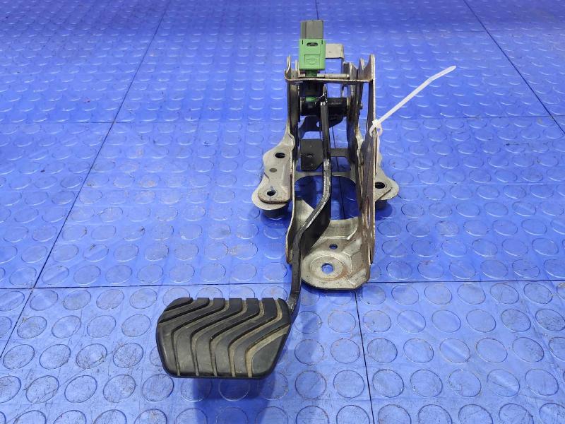 2021 Nissan Sentra Brake Pedal
