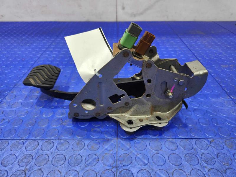2021 Nissan Sentra Brake Pedal