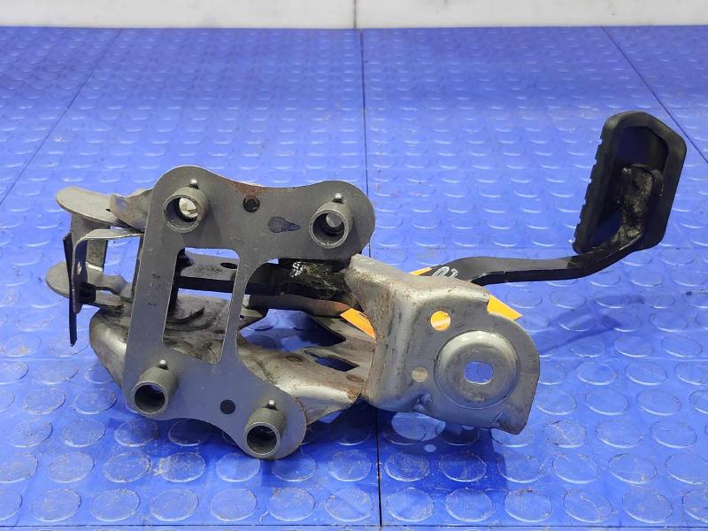 2021 Nissan Sentra Brake Pedal