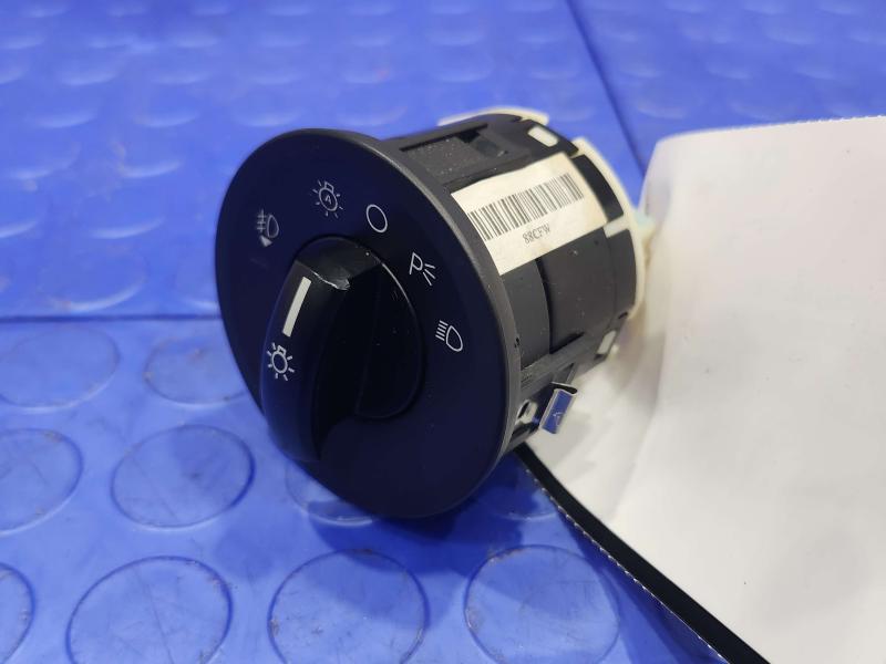 2012 Ford Escape Headlight Switch (Dash Mtd)