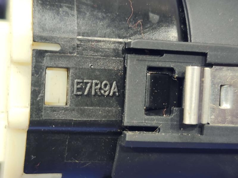 2012 Ford Escape Headlight Switch (Dash Mtd)