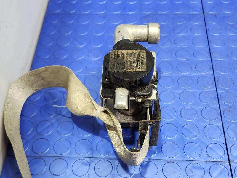 2015 Ford Fusion Front Seat Belt