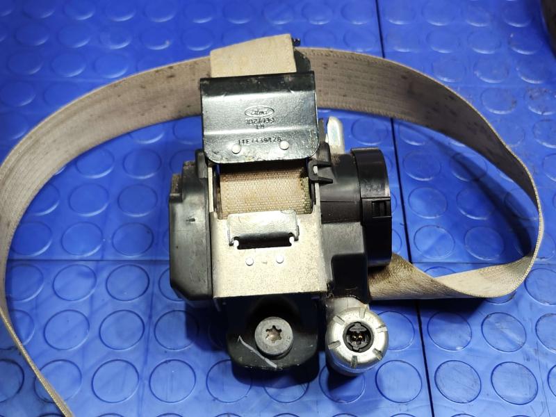 2015 Ford Fusion Front Seat Belt