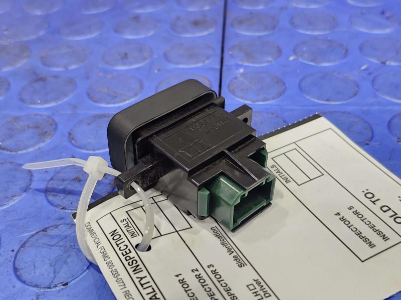 2011 Honda Pilot Door Switch Front