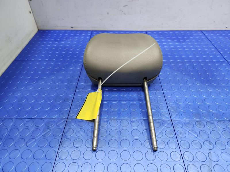 2005 Volkswagen Jetta Headrest