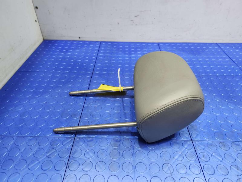 2005 Volkswagen Jetta Headrest