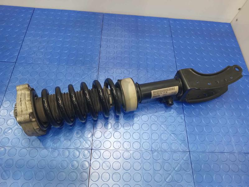 2015 Audi Q7 Strut Assembly