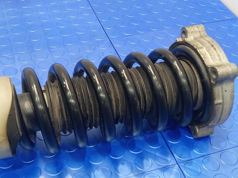 2015 Audi Q7 Strut Assembly