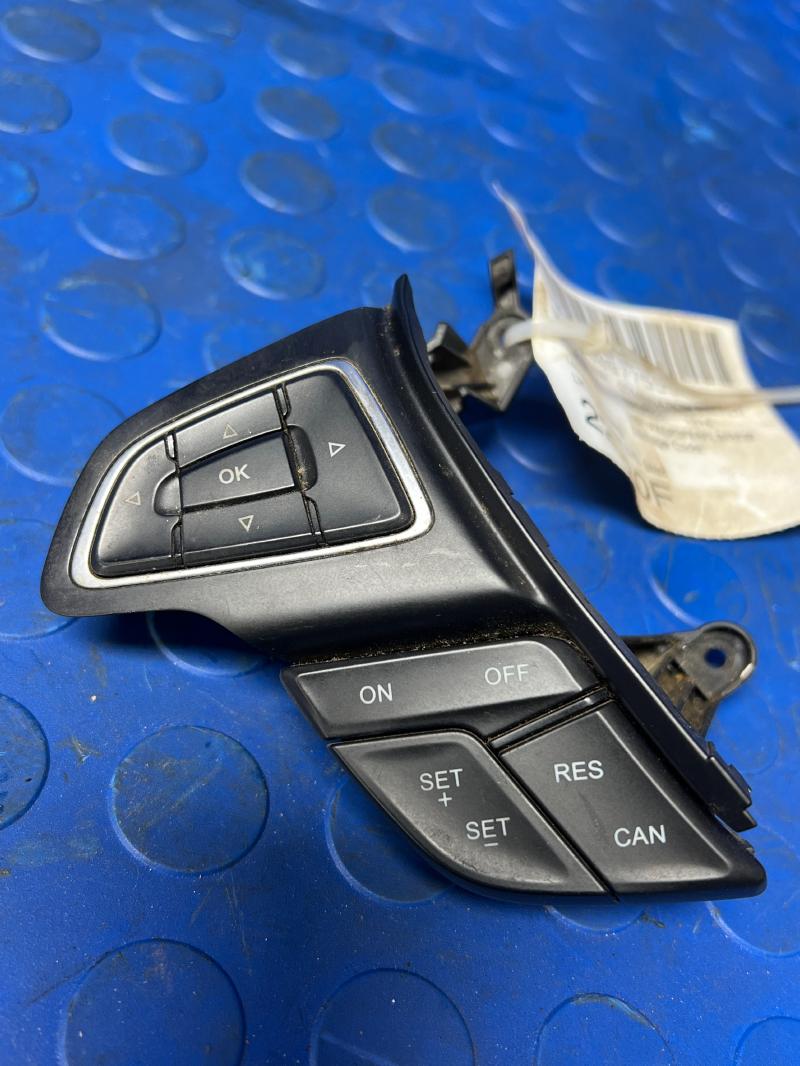 2015-2018 Ford Focus Steering Wheel Cruise Control Switch Genuine OEM F1ET-9E740-BB