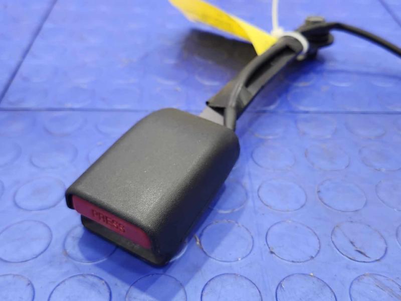 2015 Mazda Mazda6 Front Seat Belt