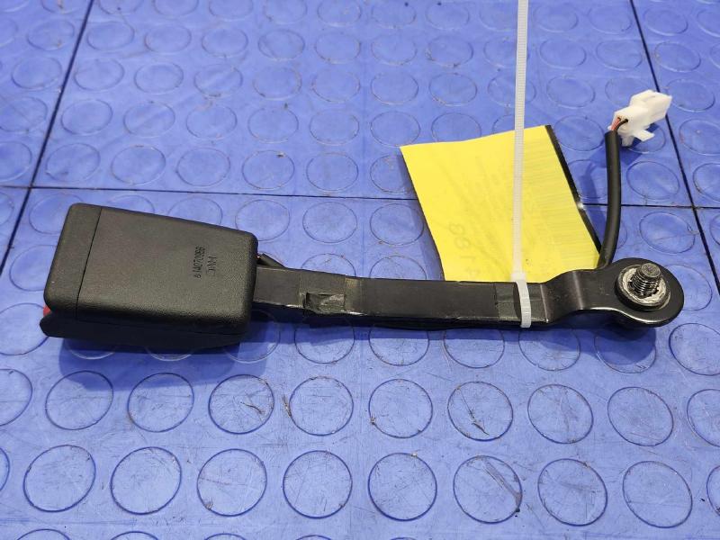 2015 Mazda Mazda6 Front Seat Belt