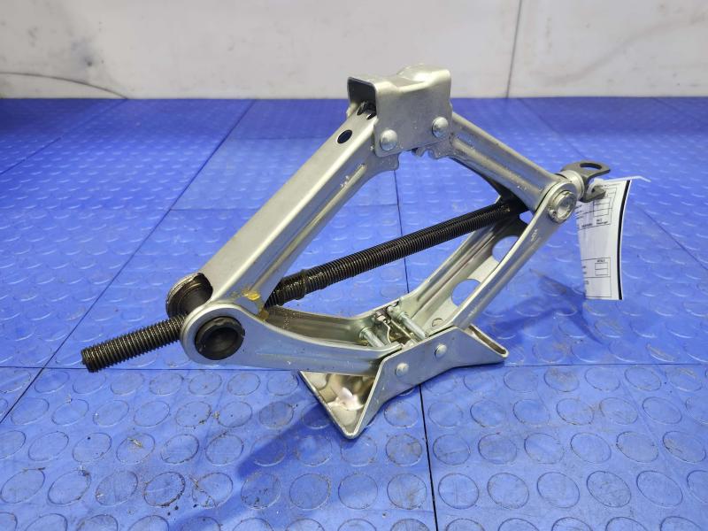 2014 Honda Accord Jack Assembly