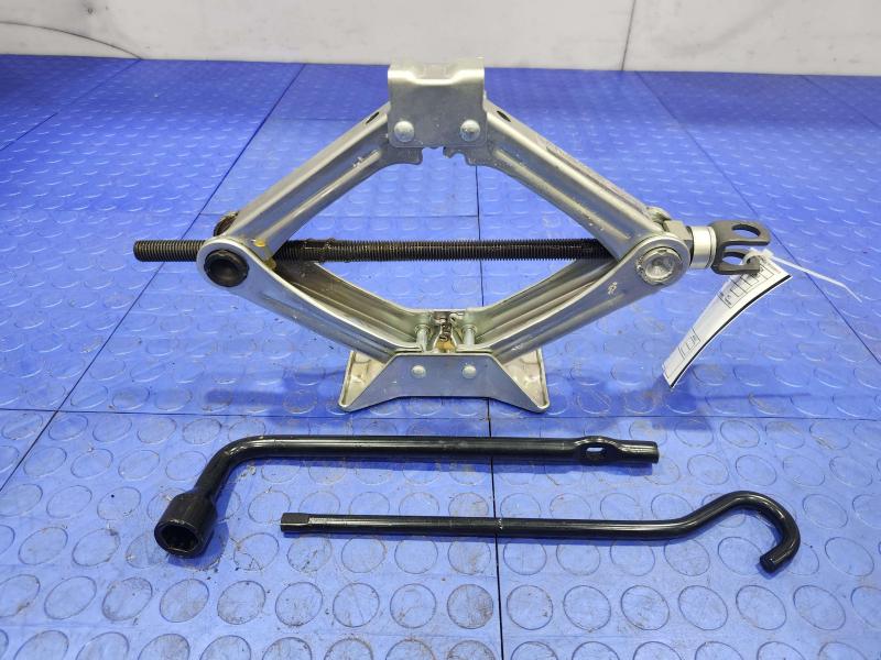 2014 Honda Accord Jack Assembly