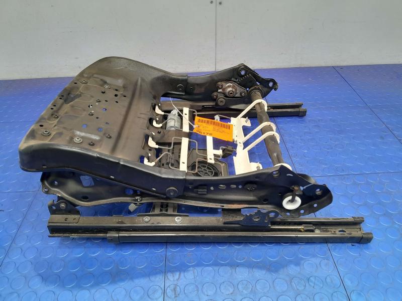 2017 GMC Acadia Seat Track