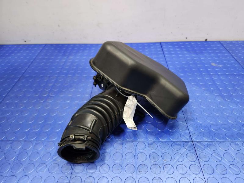 2011 Mazda CX-9 Air Intake Tube/Resonator