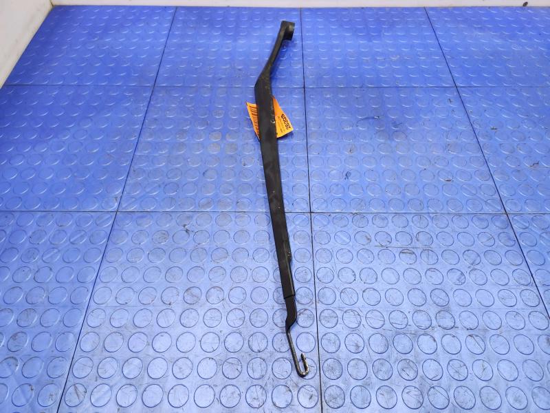 2016 Kia Sedona Wiper Arm
