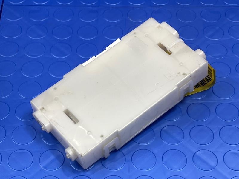 2011-2012 Infiniti QX56 AC Amplifier Control Module Genuine OEM 277601LK1A
