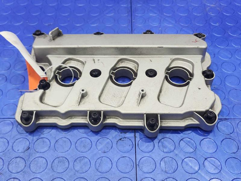 2017 Audi Q7 Valve Cover