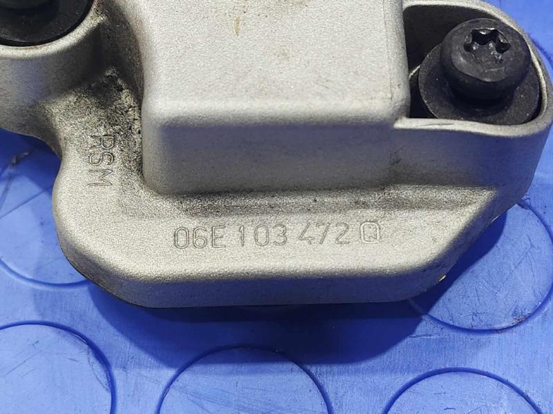 2017 Audi Q7 Valve Cover